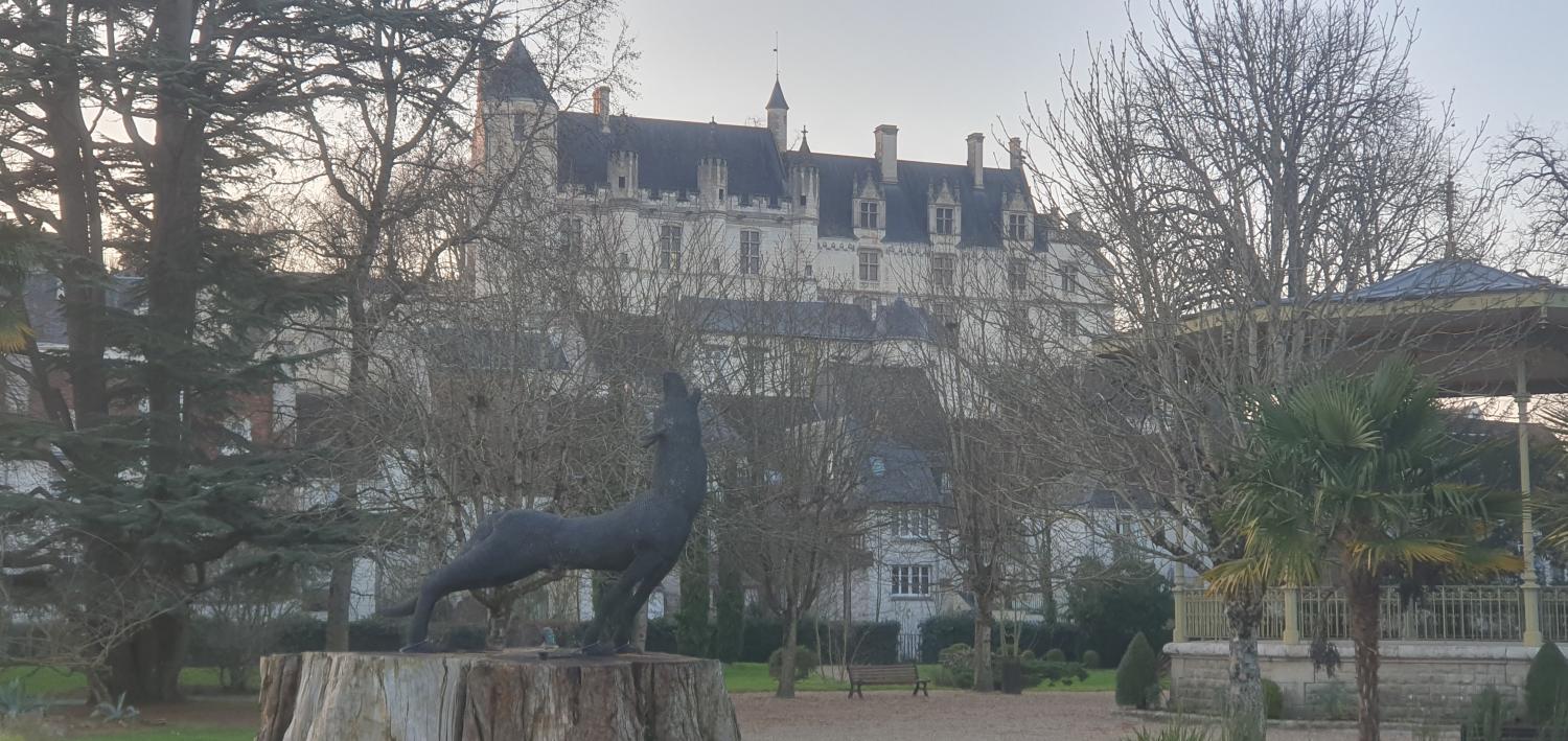 loches