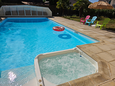 Piscine et jacuzzi